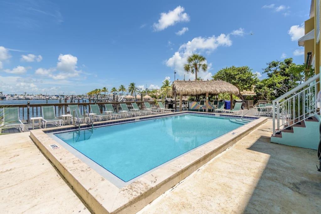 St Kitts - Downtown Waterfront Penthouse Pool Dock Parking Villa Key West Eksteriør bilde