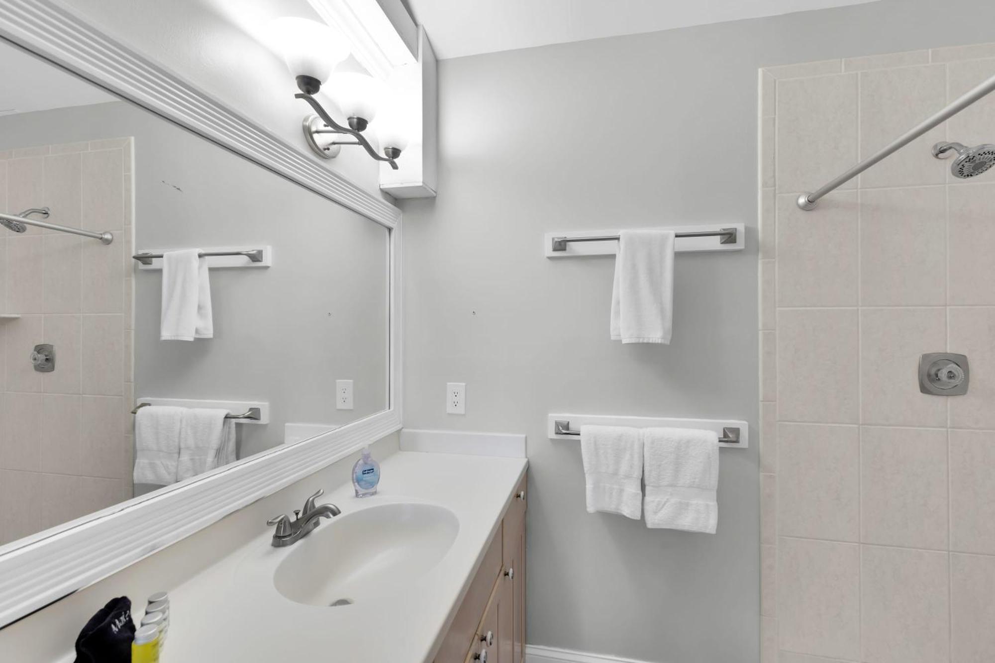 St Kitts - Downtown Waterfront Penthouse Pool Dock Parking Villa Key West Eksteriør bilde