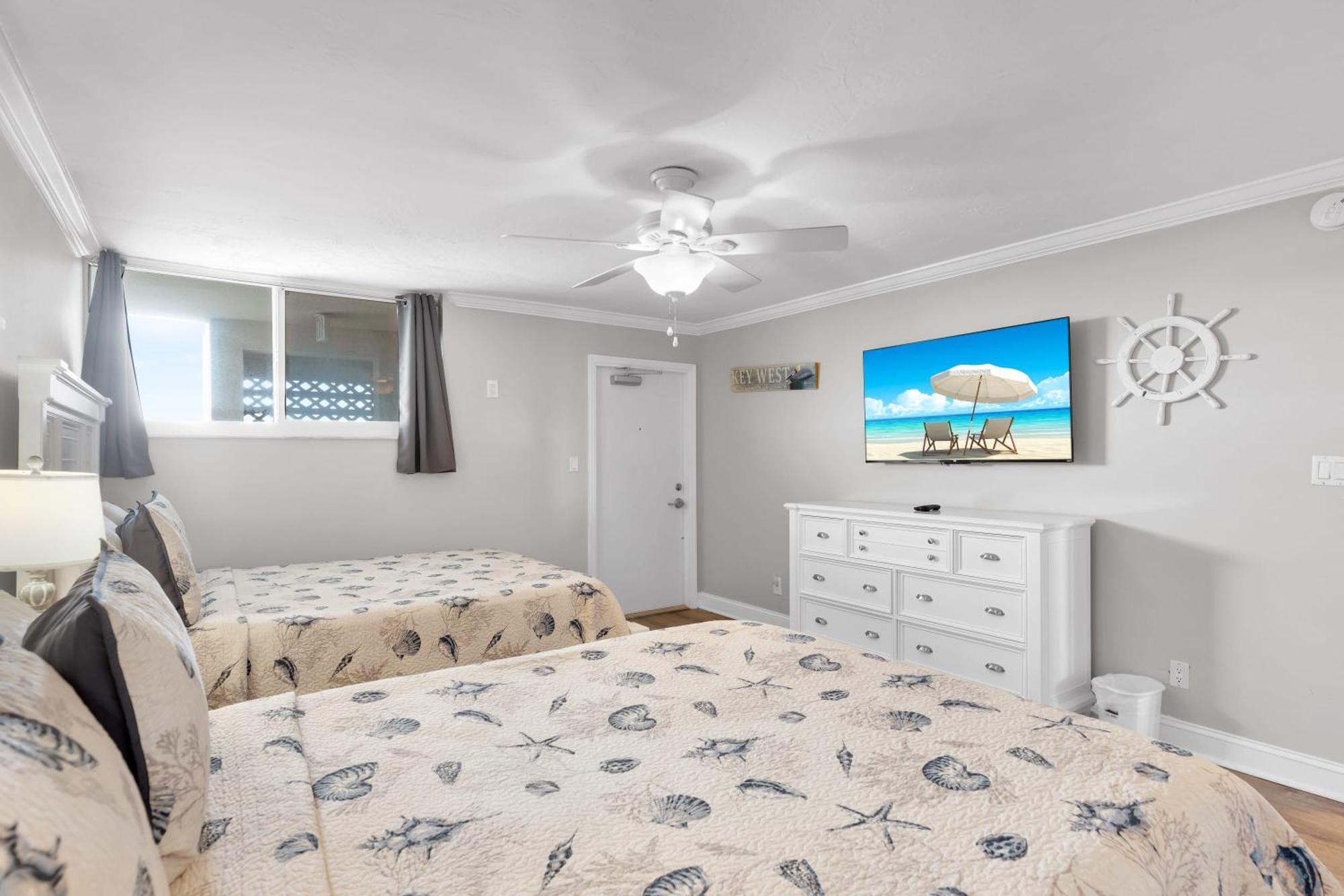 St Kitts - Downtown Waterfront Penthouse Pool Dock Parking Villa Key West Eksteriør bilde