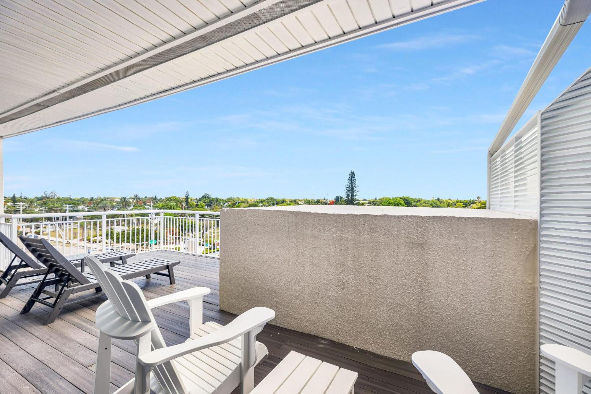 St Kitts - Downtown Waterfront Penthouse Pool Dock Parking Villa Key West Eksteriør bilde