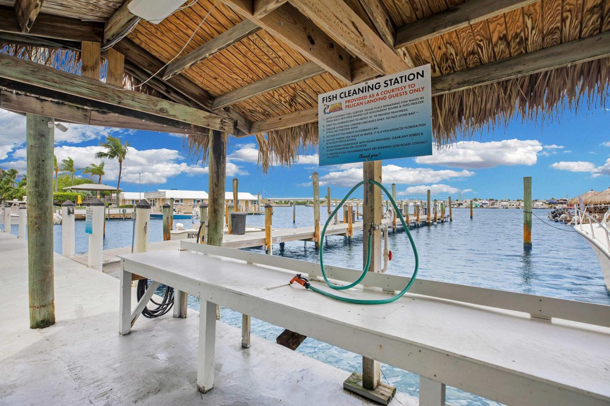 St Kitts - Downtown Waterfront Penthouse Pool Dock Parking Villa Key West Eksteriør bilde